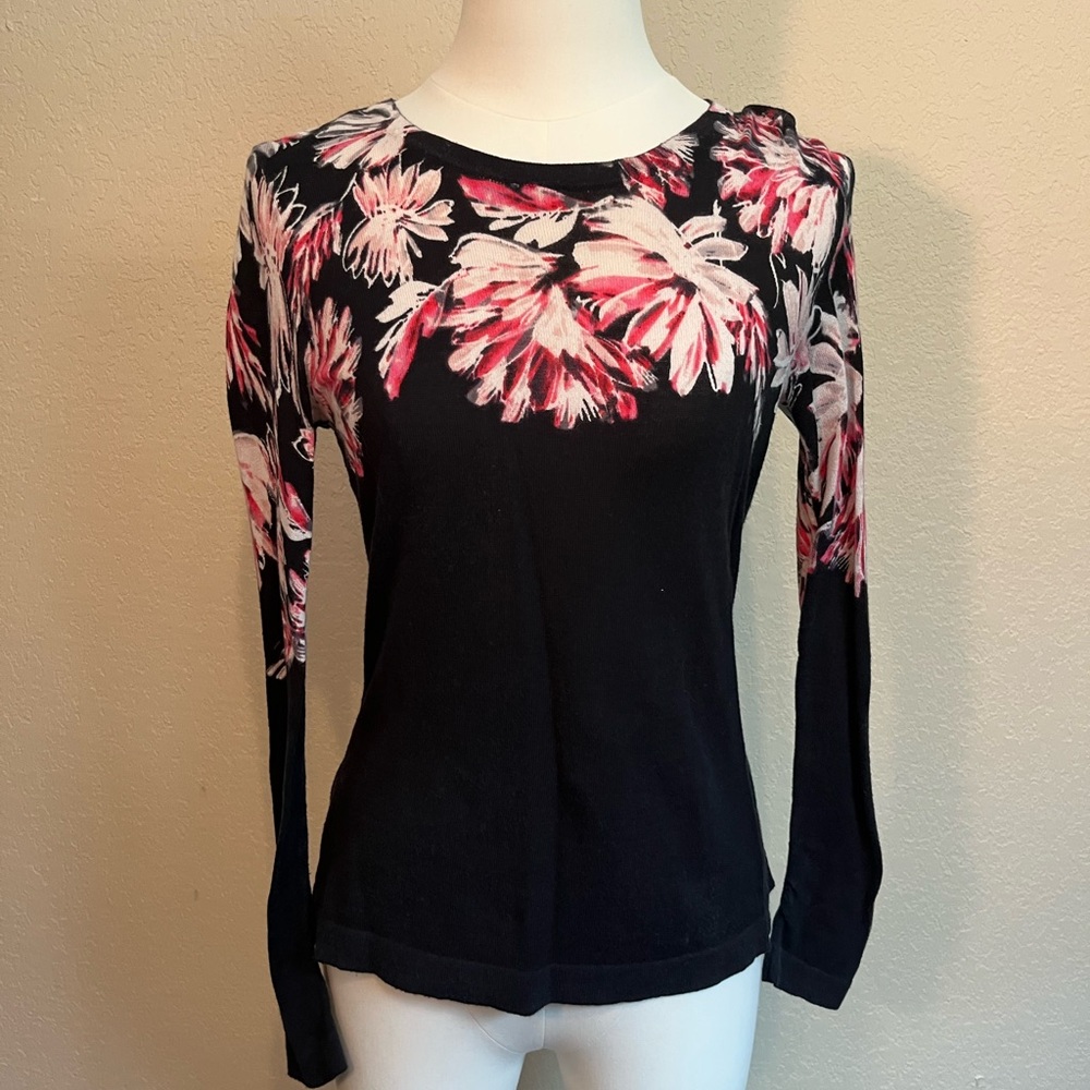 Vince Camuto XS sweater